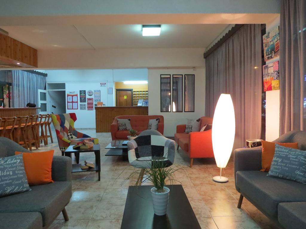Appart hôtel Carina 2*