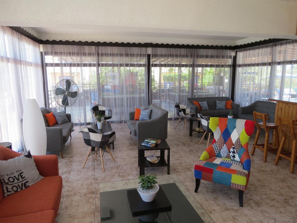 Hotel apartamentowy Carina 2*