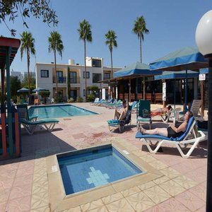 Carina Hotel apartamentowy