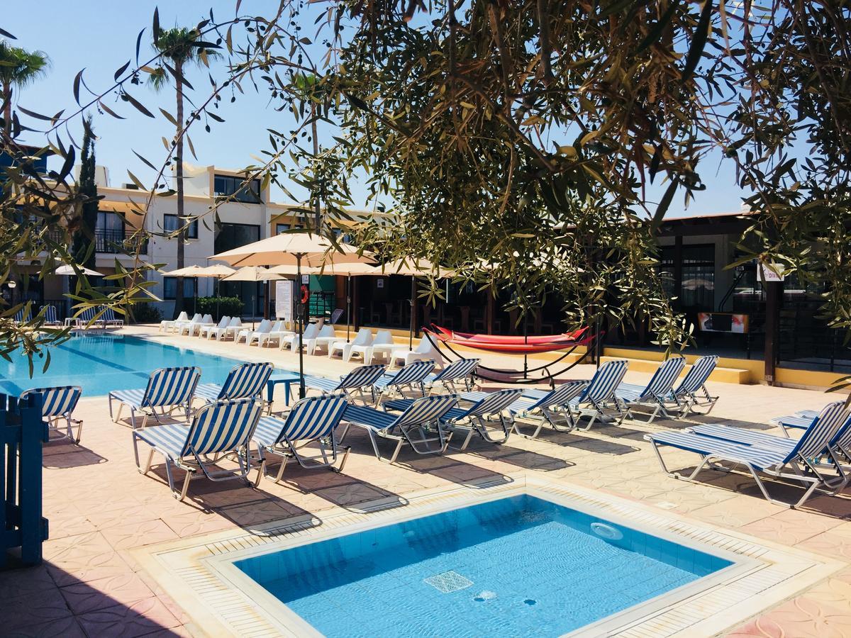 Appart hôtel Carina 2*